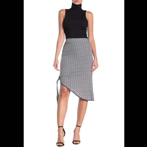 NEW Tularosa Gemma Skirt - Picture 2 of 11